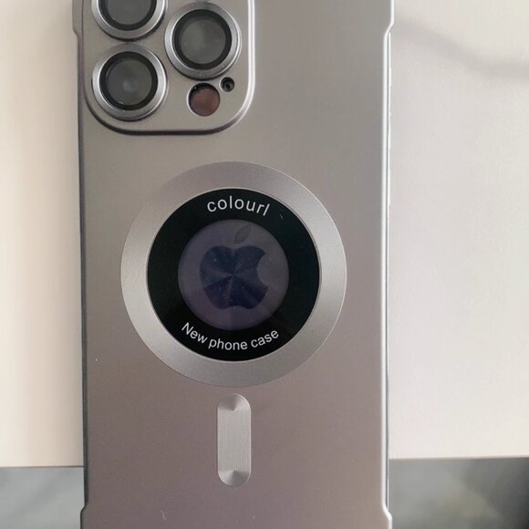 Cream iPhone16 Case - Picture 2 of 2